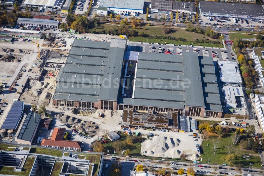 Luftbild München - Gebäude des Baumarktes der BAUHAUS München-Freimann im Ortsteil Schwabing-Freimann in München im Bundesland Bayern, Deutschland