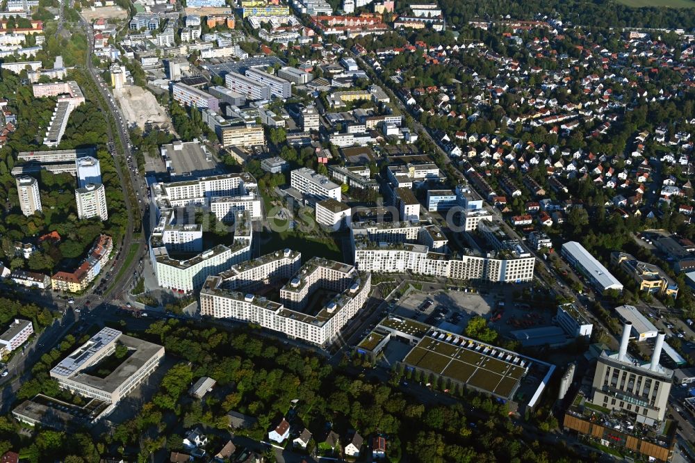 Luftaufnahme München - Gebäude des Baumarktes der KRAFT Baustoffe GmbH im Ortsteil Obersendling in München im Bundesland Bayern, Deutschland