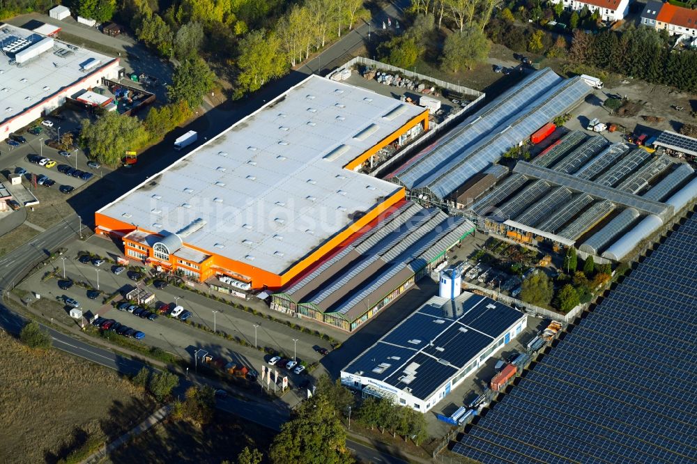 Luftbild Wittenberge - Gebäude des Baumarktes OBI Markt in Wittenberge im Bundesland Brandenburg, Deutschland