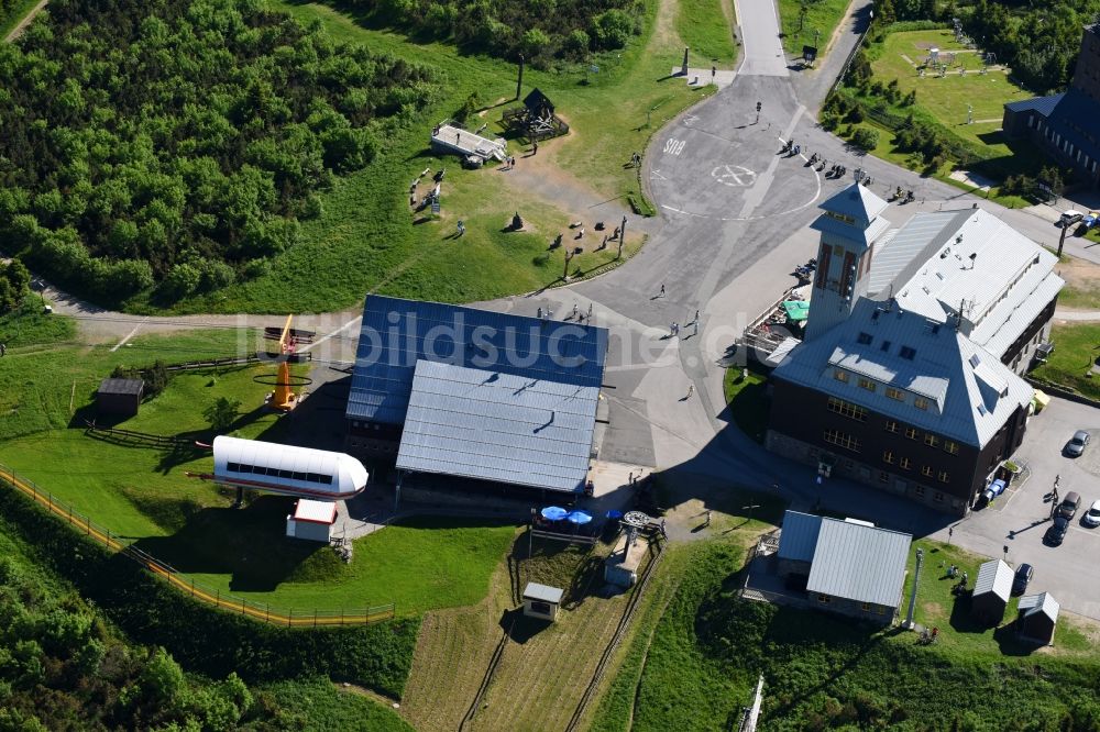 Luftbild Oberwiesenthal - Gebäude des Besucherzentrums auf der Bergkuppe des Fichtelberg in Oberwiesenthal im Bundesland Sachsen, Deutschland