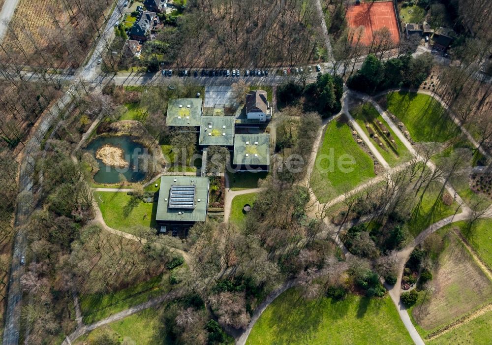 Bottrop aus der Vogelperspektive: Gebäude des Besucherzentrums Museumszentrum Quadrat Im Stadtgarten im Ortsteil Stadtmitte in Bottrop im Bundesland Nordrhein-Westfalen