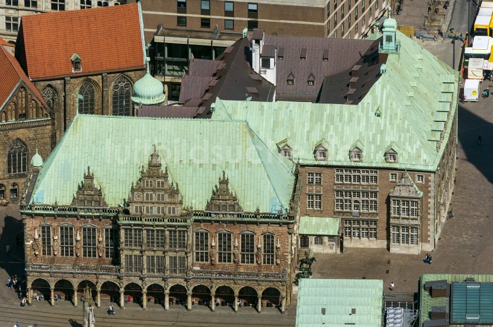 Luftbild Bremen - Gebäude des Bremer Rathaus in Bremen