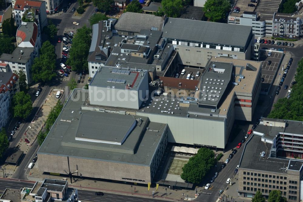 Berlin aus der Vogelperspektive: Gebäude der Deutschen Oper an der Bismarckstraße im Berliner Ortsteil Charlottenburg