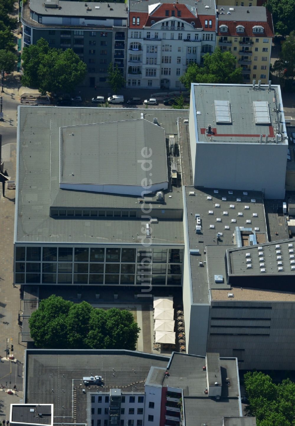 Luftaufnahme Berlin - Gebäude der Deutschen Oper an der Bismarckstraße im Berliner Ortsteil Charlottenburg