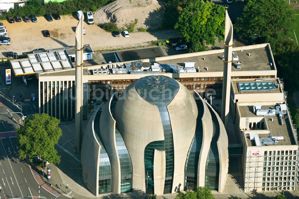 Luftbild Köln - Gebäude der DITIB-Zentralmoschee in Köln an der Fuchsstraße im Bundesland Nordrhein-Westfalen, Deutschland