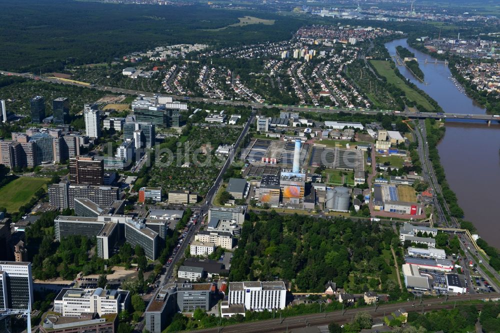 Frankfurt am Main OT Niederrad aus der Vogelperspektive: Gebäude des Dorint Hotel an der Hahnstraße in Niederrad, einem Stadtteil von Frankfurt am Main im Bundesland Hessen