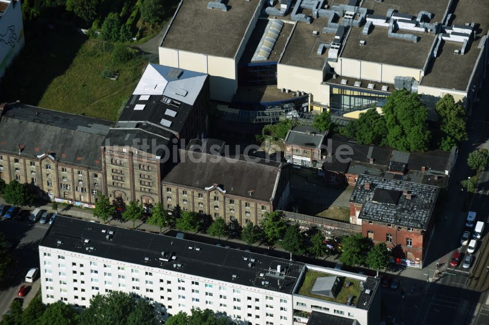 Luftaufnahme Berlin - Gebäude der ehemaligen Aktienbrauerei Friedrichshöhe in Berlin