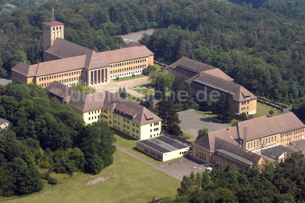 Luftaufnahme Ballenstedt - Gebäude der ehemaligen Napobi auf dem Großen Ziegenberg (Ballenstedt)