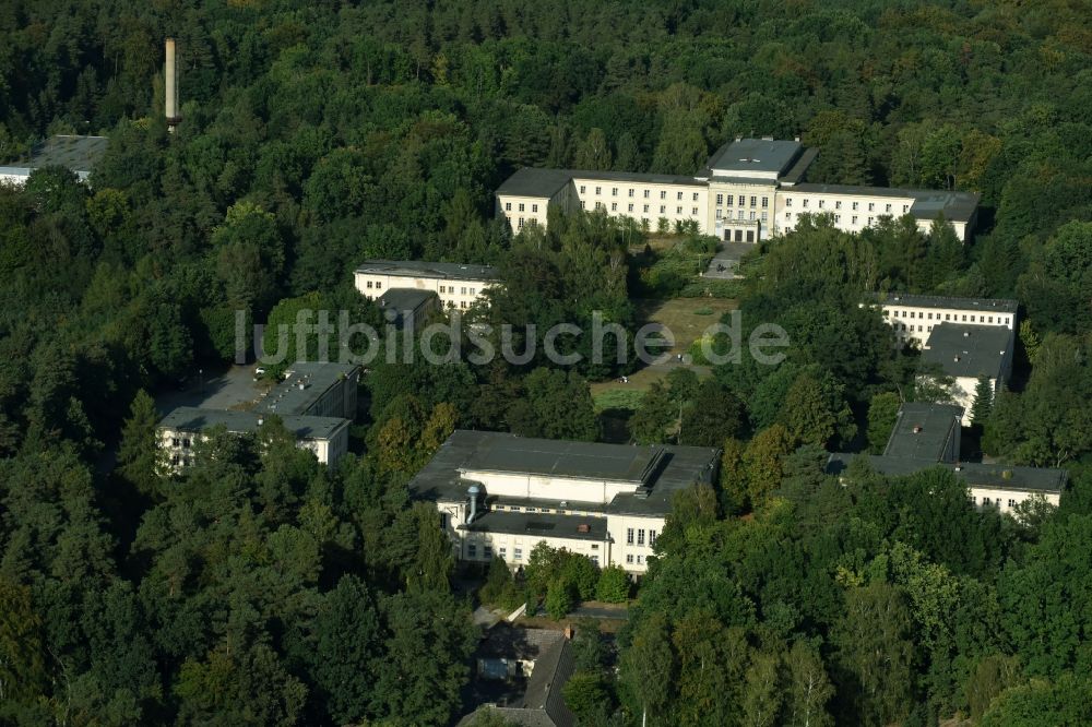 Luftbild Bogensee - Gebäude der ehemaligen Zentraljugendschule und der Villa Waldhof der Freien Deutschen Jugend der ehemaligen DDR in Bogensee im Bundesland Brandenburg