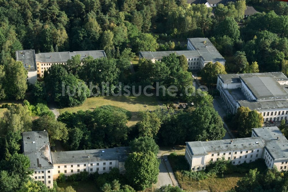 Bogensee von oben - Gebäude der ehemaligen Zentraljugendschule und der Villa Waldhof der Freien Deutschen Jugend der ehemaligen DDR in Bogensee im Bundesland Brandenburg