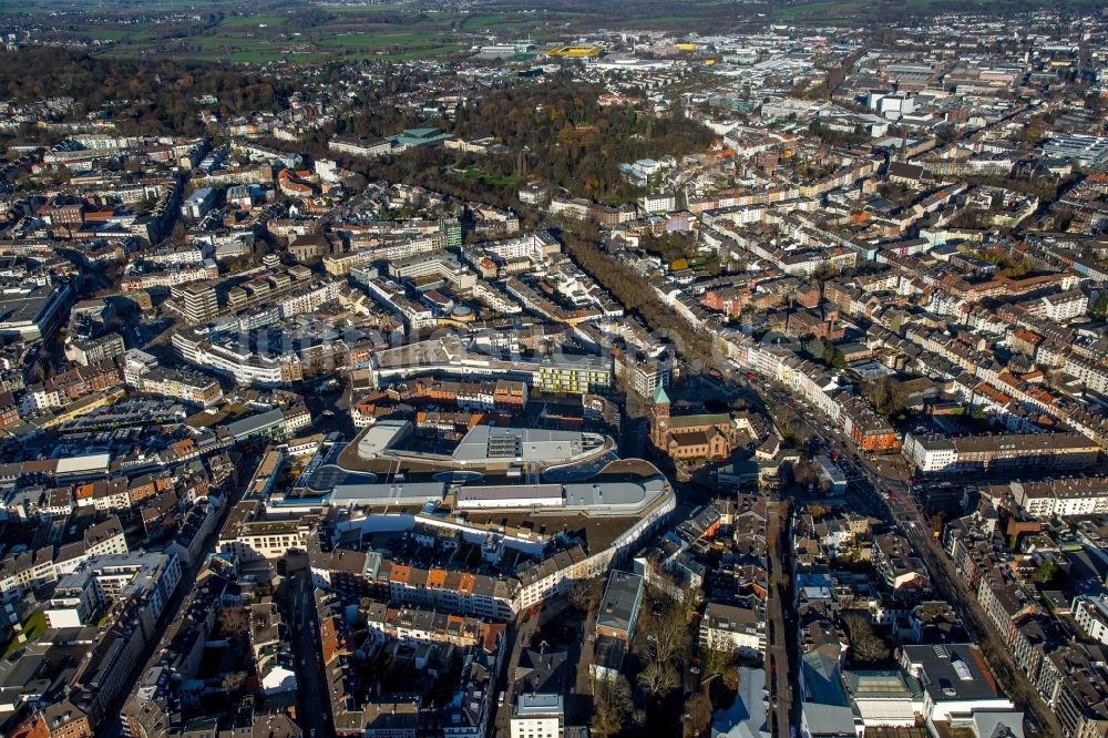 Luftaufnahme Aachen - Gebäude des Einkaufszentrum Aquis Plaza der ECE Projektmanagement GmbH & Co. KG an der Adalbertstraße in Aachen im Bundesland Nordrhein-Westfalen