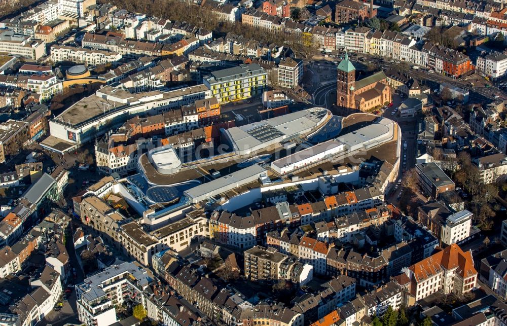 Luftaufnahme Aachen - Gebäude des Einkaufszentrum Aquis Plaza der ECE Projektmanagement GmbH & Co. KG an der Adalbertstraße in Aachen im Bundesland Nordrhein-Westfalen