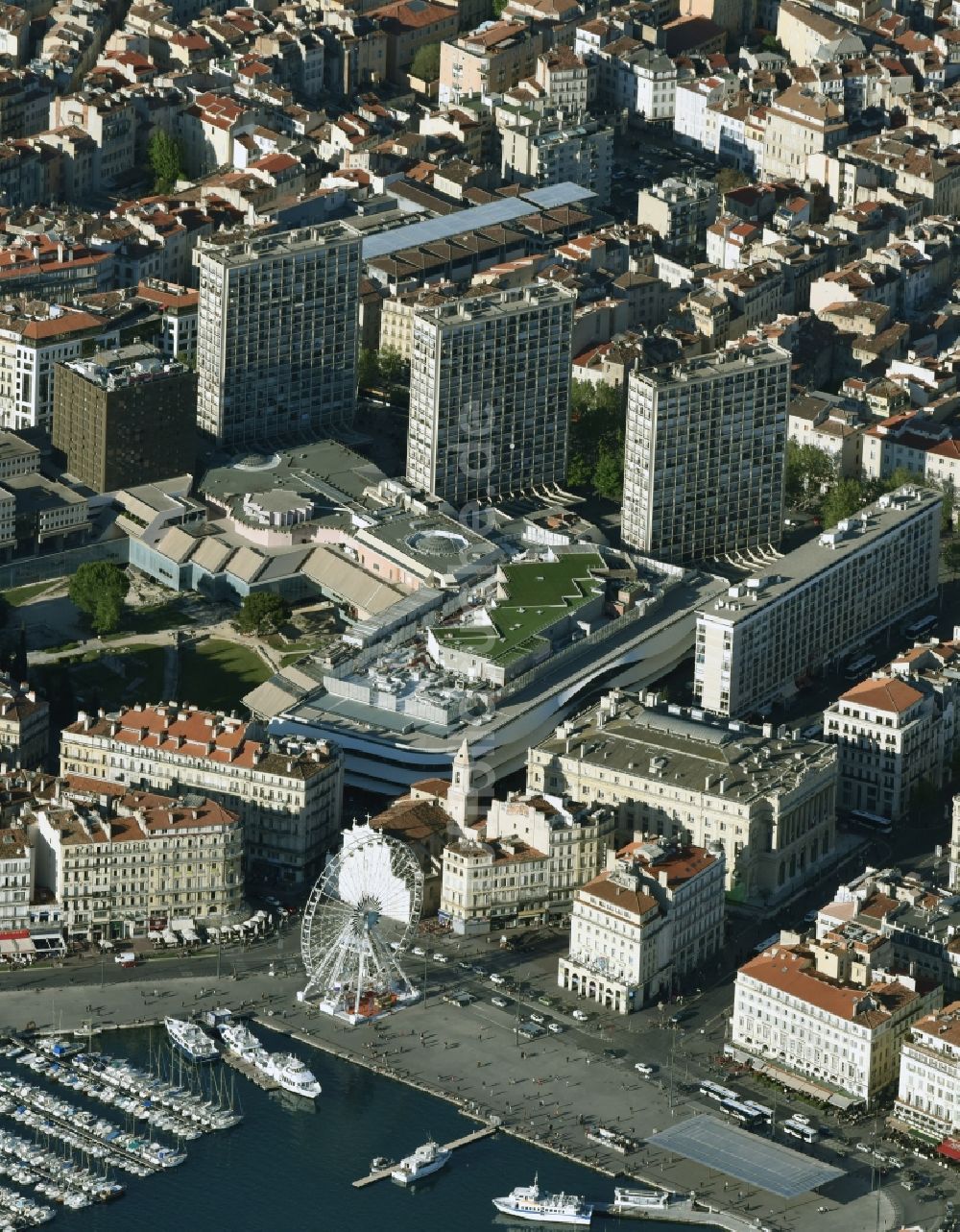 Luftaufnahme Marseille - Gebäude des Einkaufszentrum Centre Bourse am Cours Belsunce in Marseille in Provence-Alpes-Cote d'Azur, Frankreich