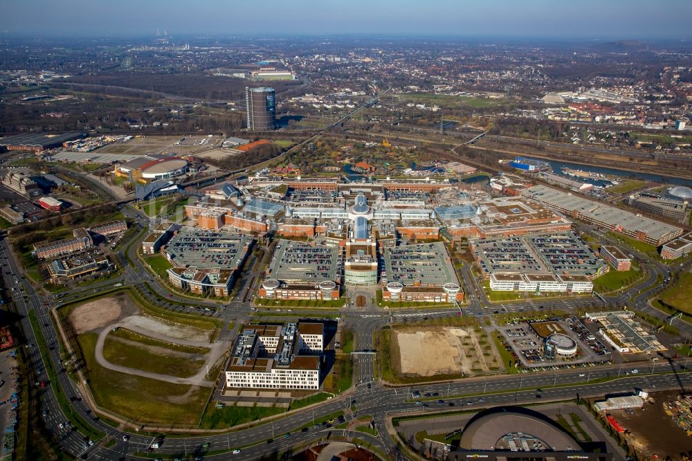 Oberhausen von oben - Gebäude des Einkaufszentrum Centro in Oberhausen im Bundesland Nordrhein-Westfalen