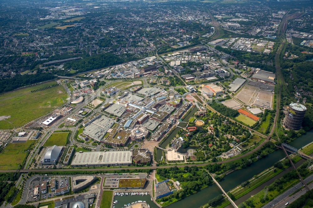 Luftaufnahme Oberhausen - Gebäude des Einkaufszentrum Centro in Oberhausen im Bundesland Nordrhein-Westfalen