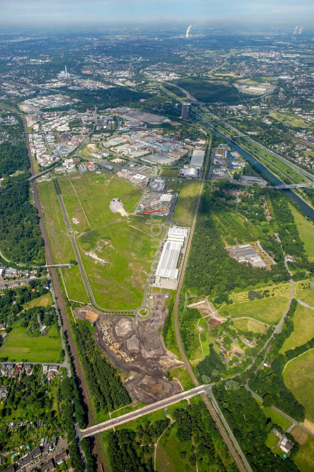 Oberhausen von oben - Gebäude des Einkaufszentrum Centro in Oberhausen im Bundesland Nordrhein-Westfalen