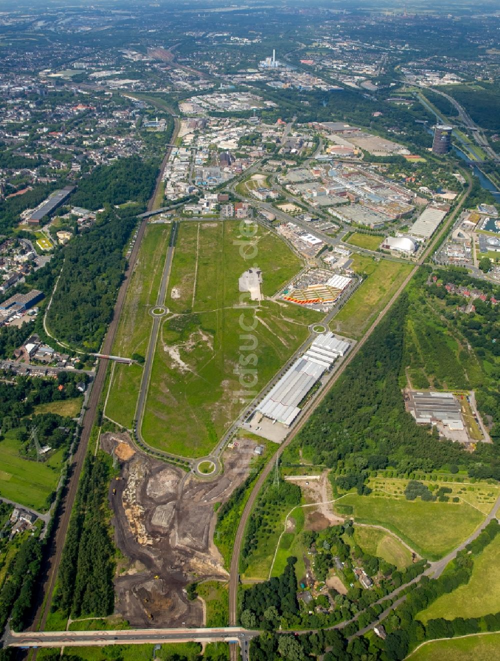 Luftbild Oberhausen - Gebäude des Einkaufszentrum Centro in Oberhausen im Bundesland Nordrhein-Westfalen