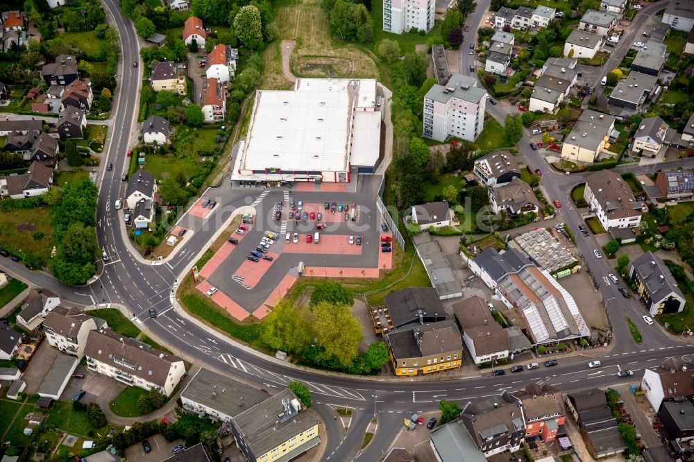 Gevelsberg von oben - Gebäude des Einkaufszentrum EDEKA Markt in Gevelsberg im Bundesland Nordrhein-Westfalen