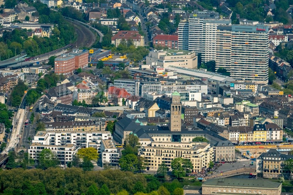 Luftbild Mülheim an der Ruhr - Gebäude des Einkaufszentrum Forum City Mülheim am Hans-Böckler-Platz in Mülheim an der Ruhr im Bundesland Nordrhein-Westfalen, Deutschland