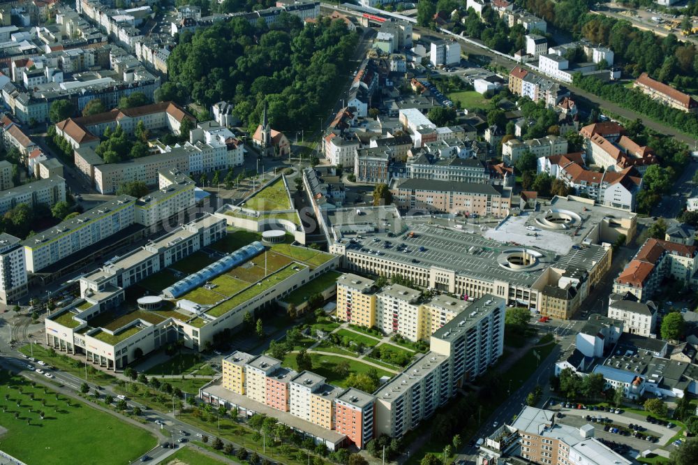 Gera aus der Vogelperspektive: Gebäude des Einkaufszentrum an der Heinrichstraße in Gera im Bundesland Thüringen, Deutschland