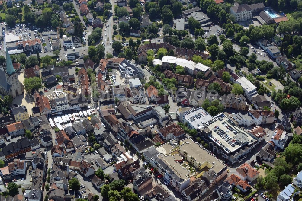 Unna aus der Vogelperspektive: Gebäude des Einkaufszentrum an der Hertinger Straße - Flügelstraße in Unna im Bundesland Nordrhein-Westfalen