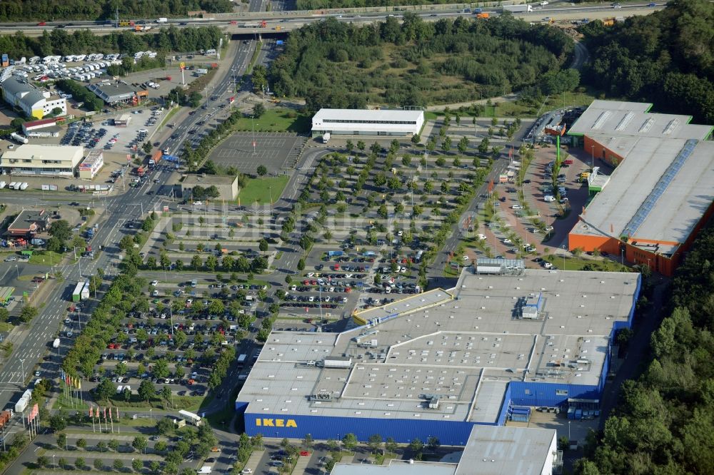 Braunschweig von oben - Gebäude des Einkaufszentrum IKEA Einrichtungshaus in Braunschweig im Bundesland Niedersachsen