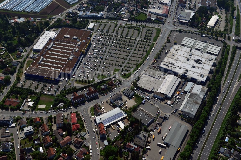 Luftaufnahme Fürth - Gebäude des Einkaufszentrum IKEA Einrichtungshaus in Fürth im Bundesland Bayern