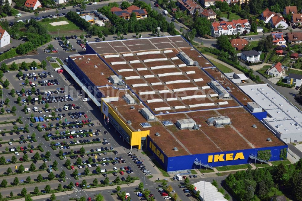 Fürth von oben - Gebäude des Einkaufszentrum IKEA Einrichtungshaus in Fürth im Bundesland Bayern