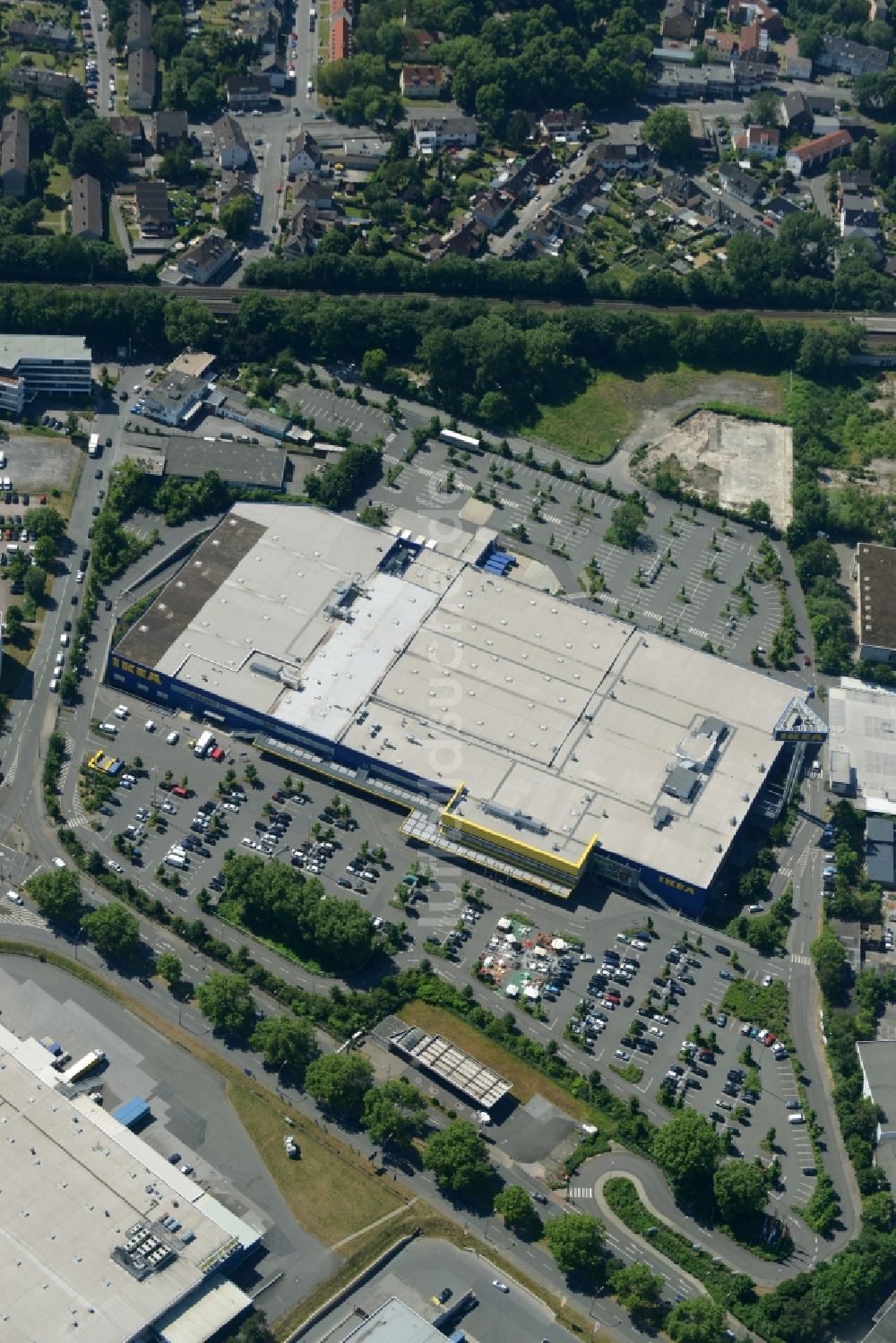 Dortmund aus der Vogelperspektive: Gebäude des Einkaufszentrum IKEA Einrichtungshaus und Möbelmarktes in Dortmund im Bundesland Nordrhein-Westfalen