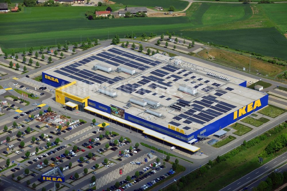 Würzburg von oben - Gebäude des Einkaufszentrum IKEA Einrichtungshaus Würzburg im Bundesland Bayern