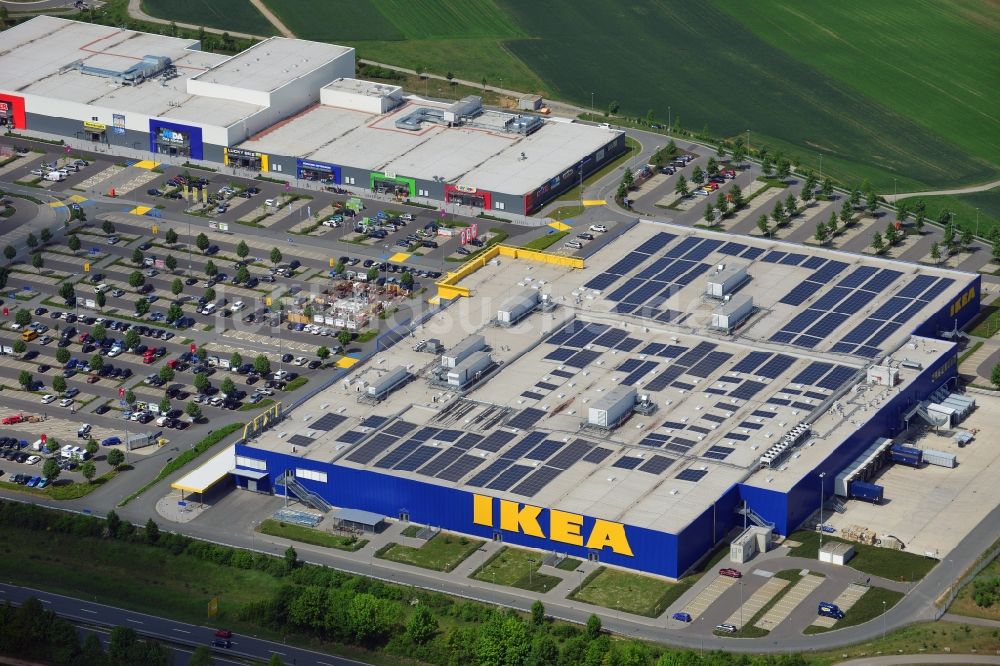 Würzburg aus der Vogelperspektive: Gebäude des Einkaufszentrum IKEA Einrichtungshaus Würzburg im Bundesland Bayern