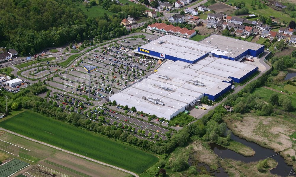 Luftbild Saarlouis - Gebäude des Einkaufszentrum des IKEA Einrichtungshauses in Saarlouis im Bundesland Saarland