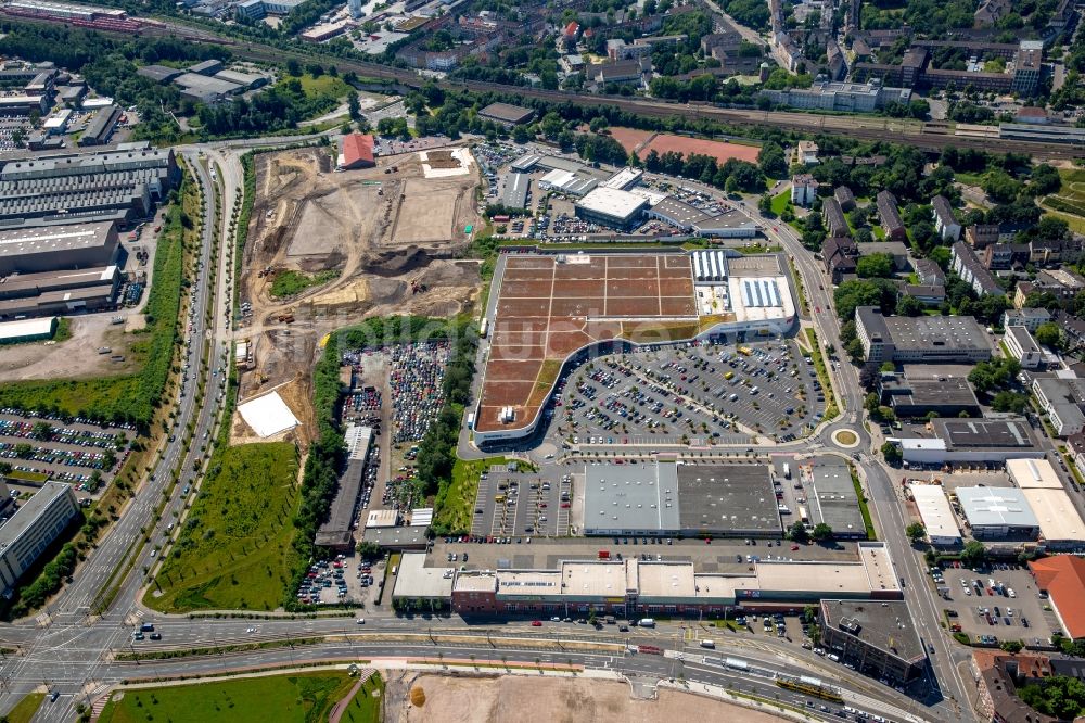 Luftaufnahme Essen - Gebäude des Einkaufszentrum Kronenberg Center Essen an der Haedenkampstraße in Essen im Bundesland Nordrhein-Westfalen