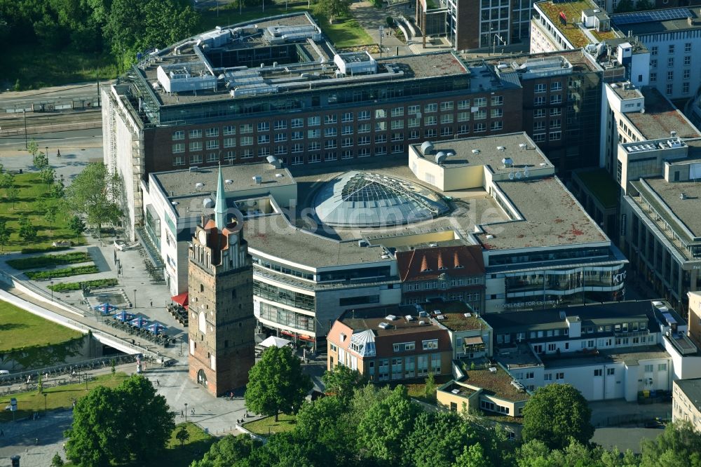 Rostock von oben - Gebäude des Einkaufszentrum Kröpeliner Tor Center in Rostock im Bundesland Mecklenburg-Vorpommern, Deutschland