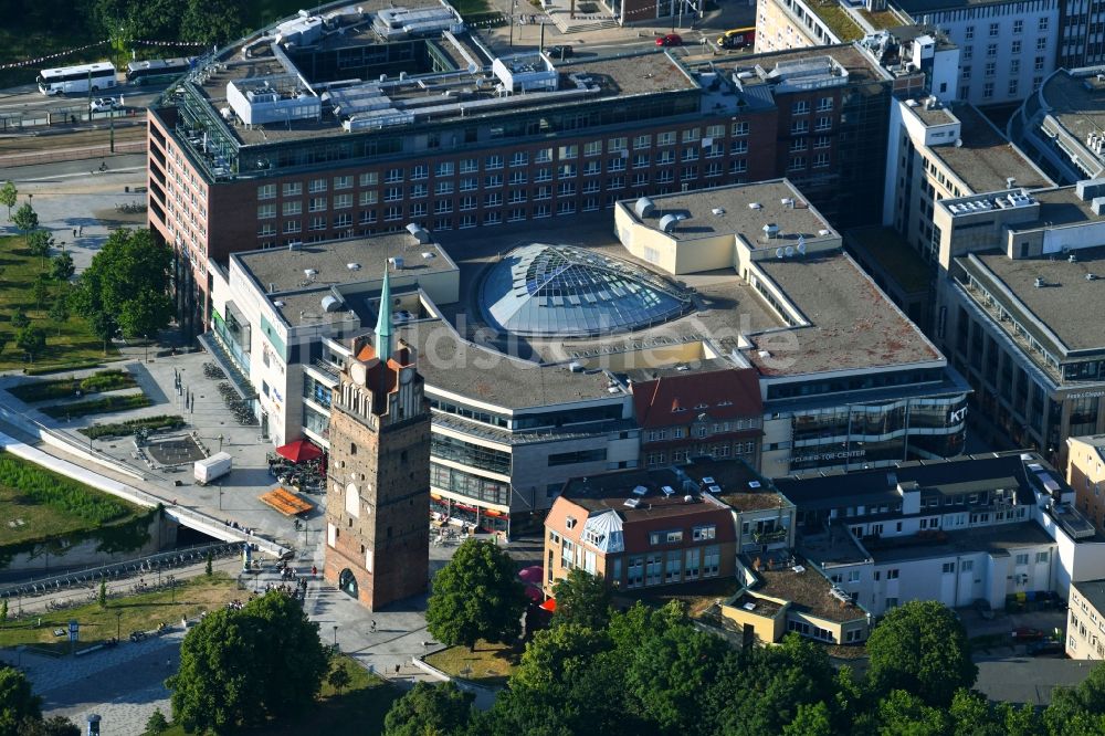 Rostock von oben - Gebäude des Einkaufszentrum Kröpeliner Tor Center in Rostock im Bundesland Mecklenburg-Vorpommern, Deutschland