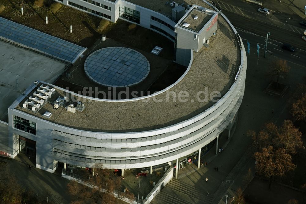 Frankfurt (Oder) aus der Vogelperspektive: Gebäude des Einkaufszentrum Lennèpassage an der Karl-Marx-Straße Ecke Heilbronner Straße in Frankfurt (Oder) im Bundesland Brandenburg