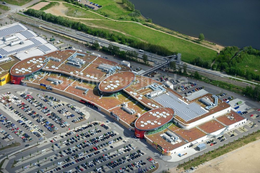 Luftbild Dänischburg, Lübeck - Gebäude des Einkaufszentrum LUV SHOPPING in Dänischburg, Lübeck im Bundesland Schleswig-Holstein