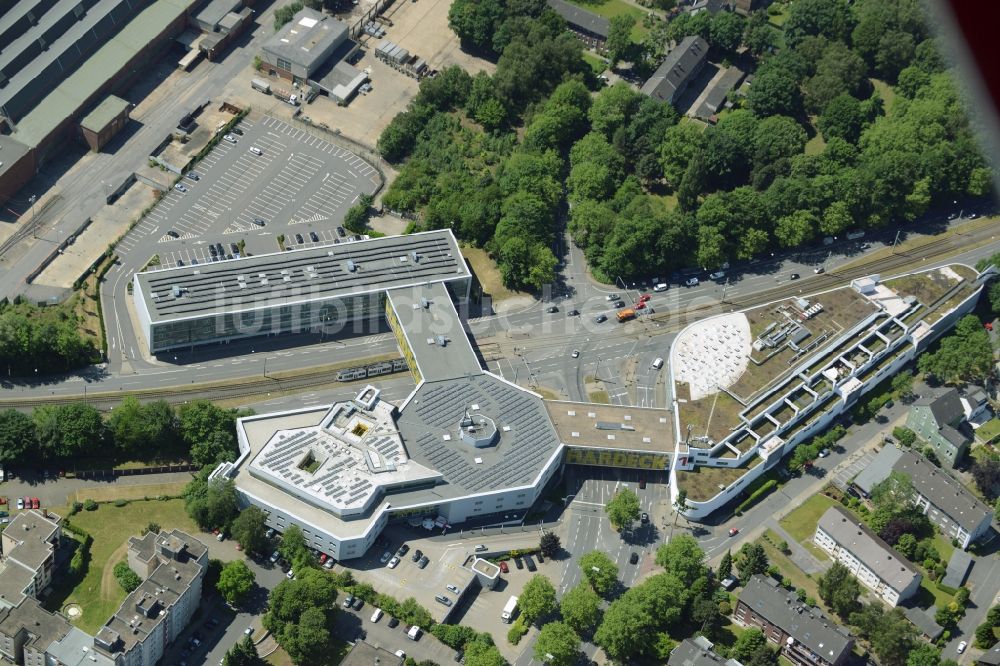 Luftaufnahme Bochum - Gebäude des Einkaufszentrum - Möbelhaus und Einrichtungshaus Hardeck Möbel GmbH & Co. KG in Bochum im Bundesland Nordrhein-Westfalen