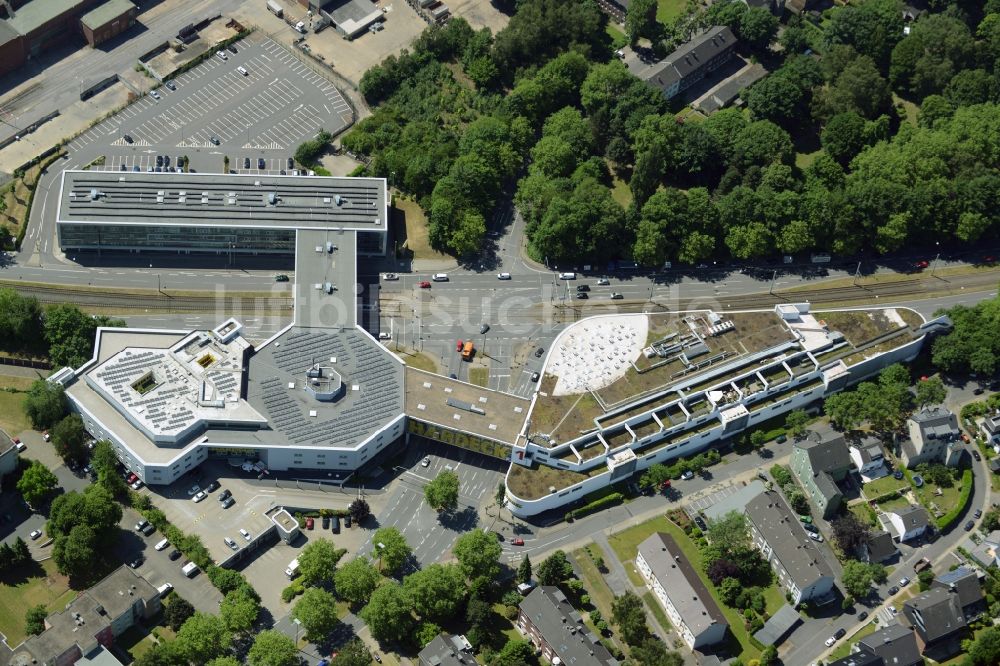 Bochum aus der Vogelperspektive: Gebäude des Einkaufszentrum - Möbelhaus und Einrichtungshaus Hardeck Möbel GmbH & Co. KG in Bochum im Bundesland Nordrhein-Westfalen