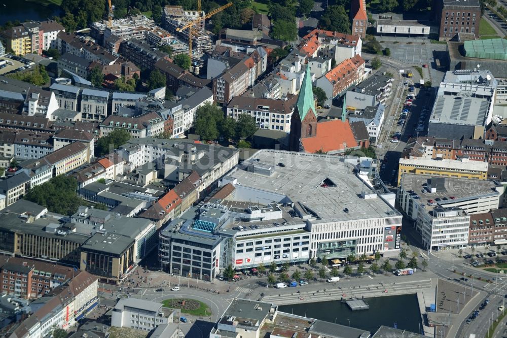 Kiel aus der Vogelperspektive: Gebäude des Einkaufszentrum Nordlicht in Kiel im Bundesland Schleswig-Holstein