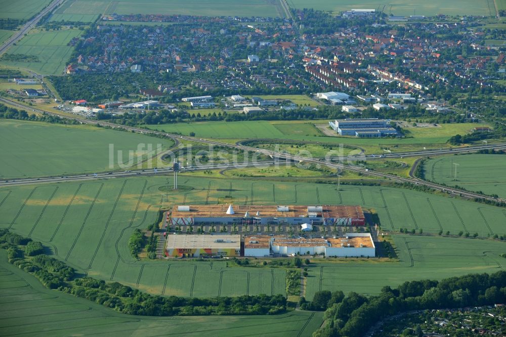 Magdeburg von oben - Gebäude des Einkaufszentrum Am Pfahlberg in Magdeburg im Bundesland Sachsen-Anhalt