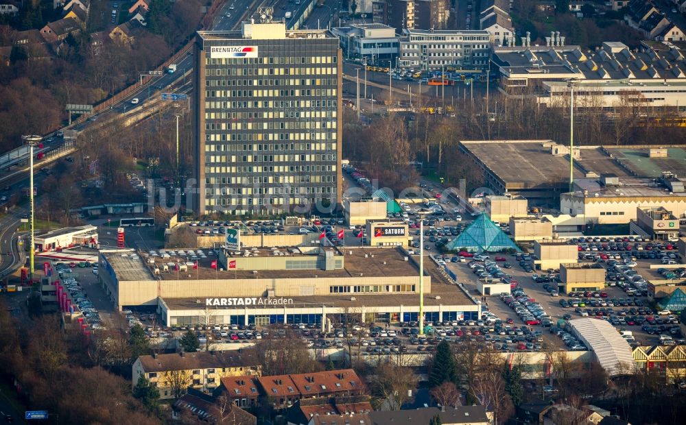 Luftaufnahme Mülheim an der Ruhr - Gebäude des Einkaufszentrum RRZ Rhein-Ruhr Zentrum am Humboldtring in Mülheim an der Ruhr im Bundesland Nordrhein-Westfalen