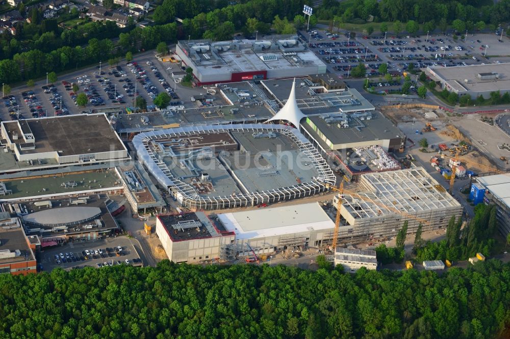 Bochum von oben - Gebäude des Einkaufszentrum Ruhr Park in Bochum im Bundesland Nordrhein-Westfalen