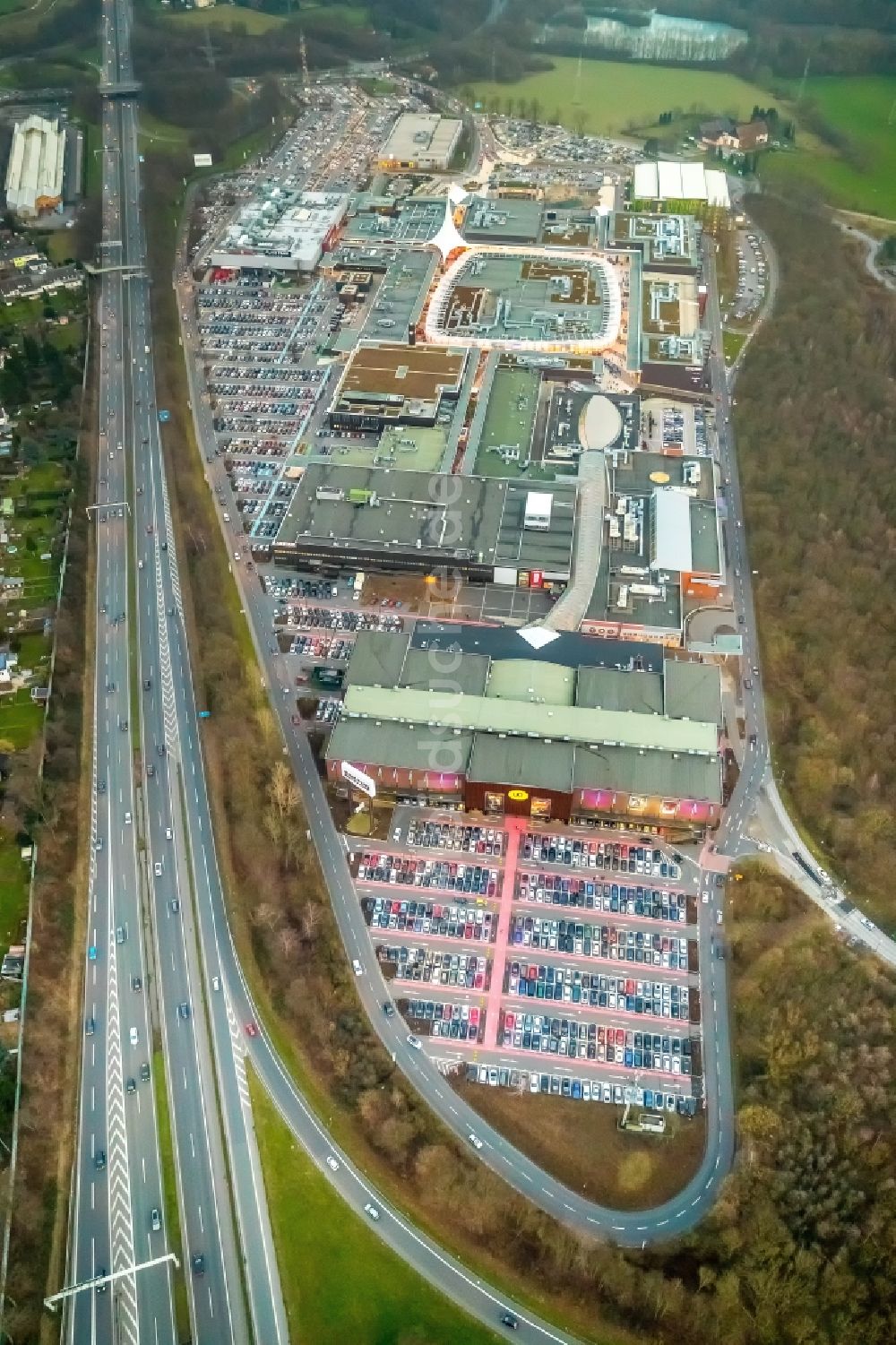 Luftaufnahme Bochum - Gebäude des Einkaufszentrum Ruhr Park in Bochum im Bundesland Nordrhein-Westfalen