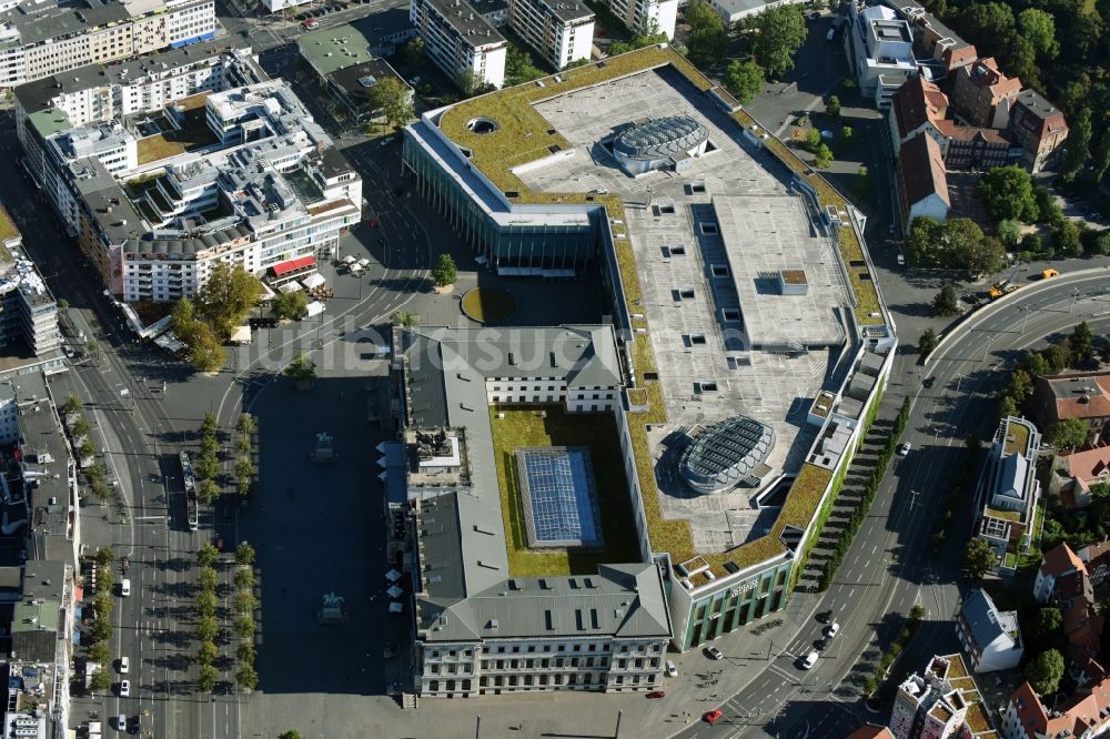 Braunschweig aus der Vogelperspektive: Gebäude des Einkaufszentrum Schloss Arkaden Braunschweig in Braunschweig im Bundesland Niedersachsen