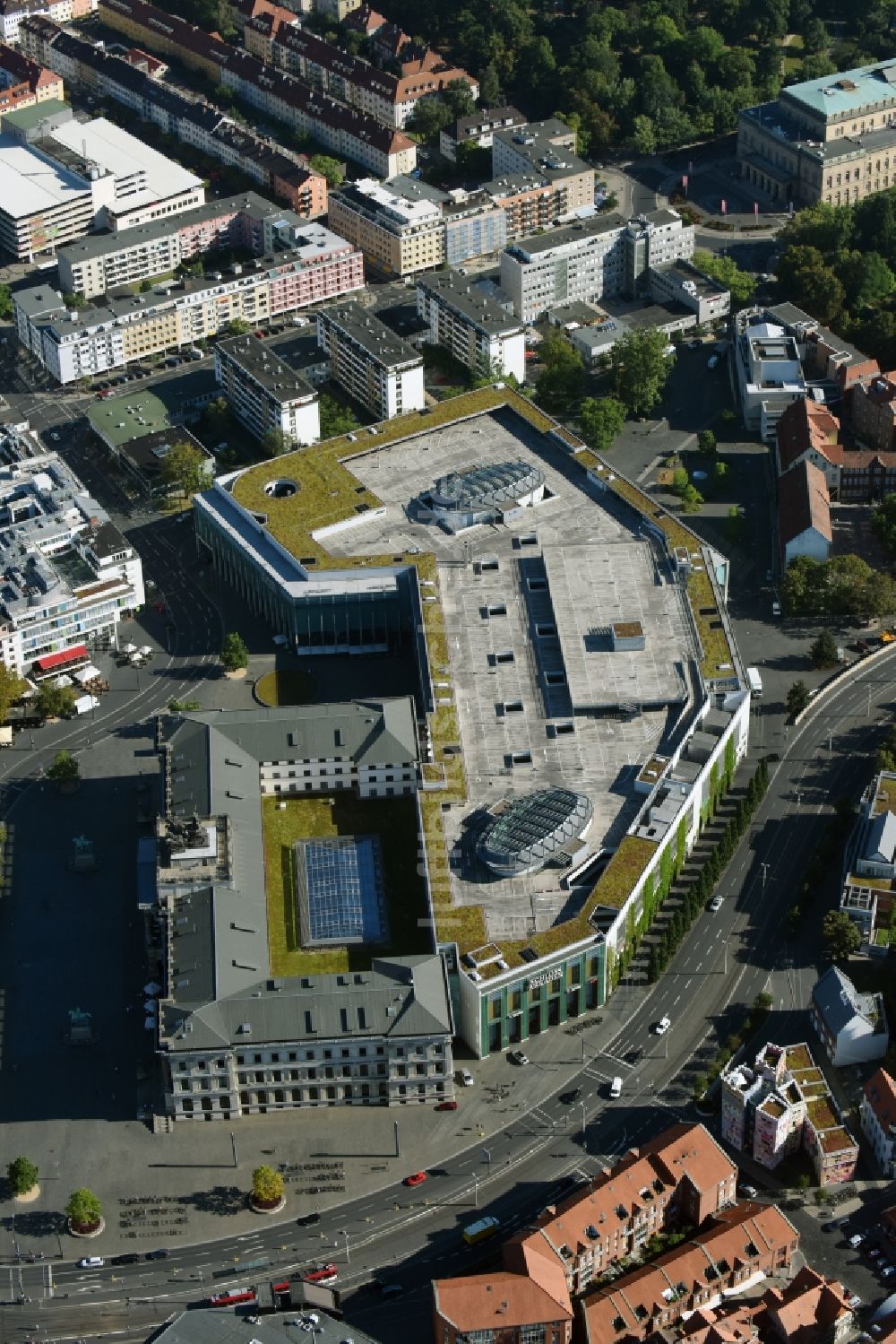 Luftaufnahme Braunschweig - Gebäude des Einkaufszentrum Schloss Arkaden Braunschweig in Braunschweig im Bundesland Niedersachsen