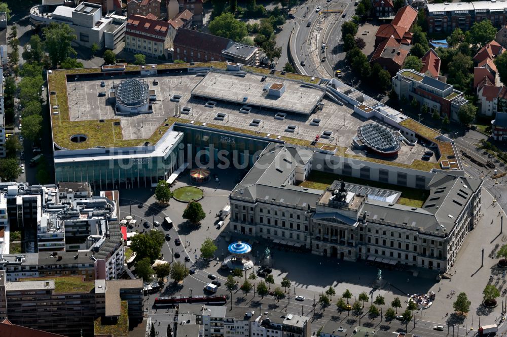 Luftaufnahme Braunschweig - Gebäude des Einkaufszentrum Schloss Arkaden Braunschweig in Braunschweig im Bundesland Niedersachsen