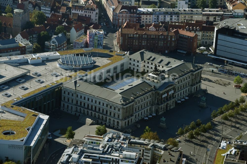 Braunschweig von oben - Gebäude des Einkaufszentrum Schloss-Arkaden Braunschweig am Ritterbrunnen in der Altstadt in Braunschweig im Bundesland Niedersachsen