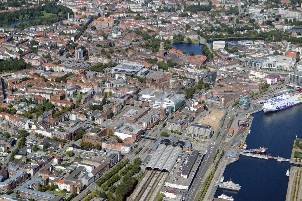 Luftaufnahme Kiel - Gebäude des Einkaufszentrum Sophienhof der ECE in Kiel im Bundesland Schleswig-Holstein