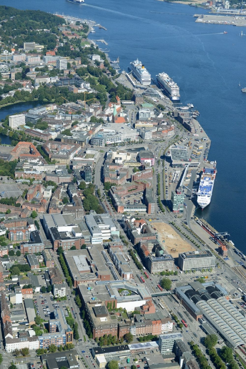 Kiel aus der Vogelperspektive: Gebäude des Einkaufszentrum Sophienhof der ECE in Kiel im Bundesland Schleswig-Holstein